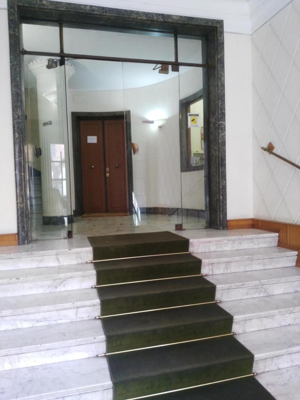 Di 65 M² Con 2 * Roma